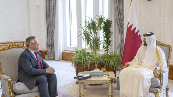 جانب من لقاء نائب سمو الأمير مع سفير مولدوفا