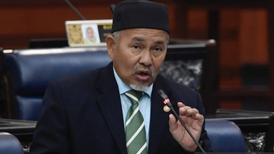 توان إبراهيم وزير البيئة والمياه الماليزي