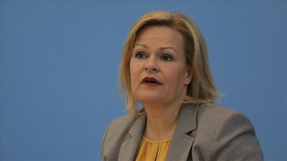 وزيرة الداخلية الألمانية نانسي فيزر