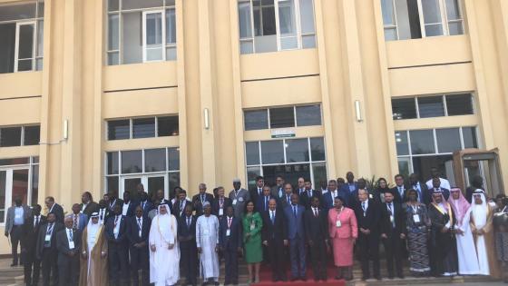 صورة جماعية عقب ختام اللقاء