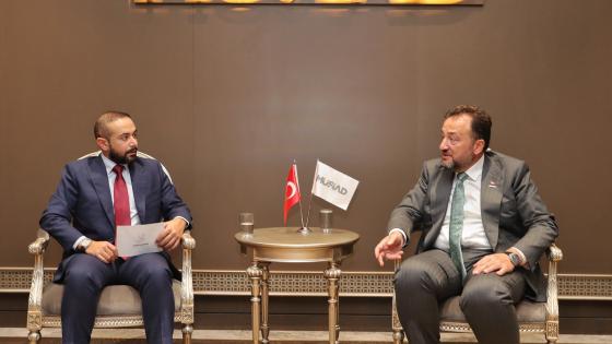 السيد محمود أصملي في حديثه لوكالة الأنباء القطرية