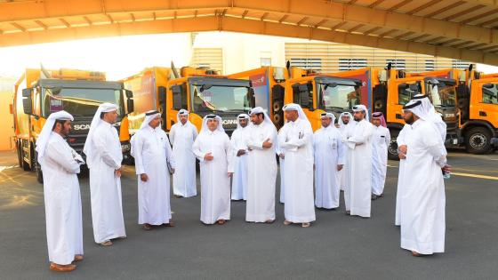 سعادة وزير البلدية خلال الجولة التفقدية