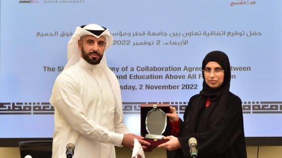 جانب من التوقيع على الاتفاقية