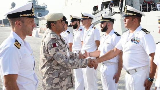 جانب من استقبال طاقم السفينة