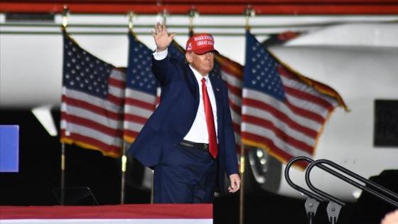 الرئيس الأمريكي السابق دونالد ترامب