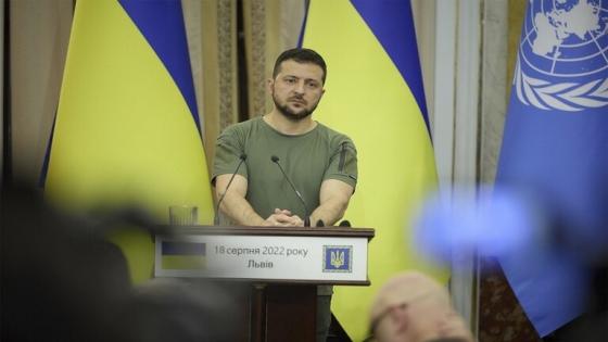 الرئيس الأوكراني فلاديمير زيلينسكي