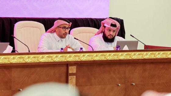 سعادة رئيس ديوان الخدمة المدنية والتطوير الحكومي خلال اللقاء