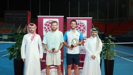 إليوت بنشيتريت