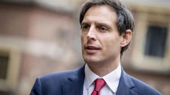 سعادة السيد فوبكه هوكسترا وزير خارجية هولندا