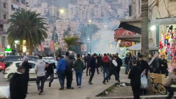 جانب من الوقفة الاحتجاجية