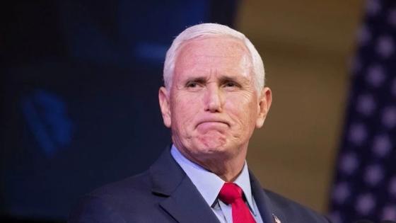 مايك بنس نائب الرئيس الأمريكي السابق