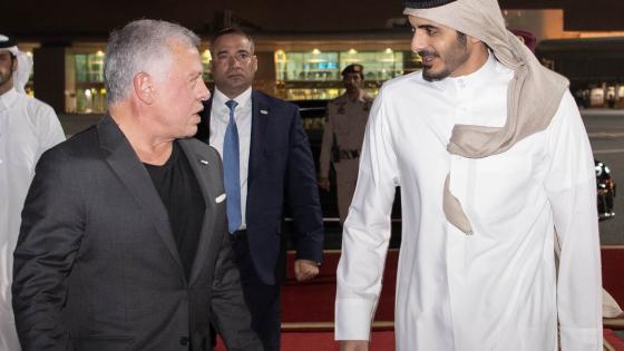 سعادة الشيخ خليفة بن حمد آل ثاني خلال وداع ملك الأردن