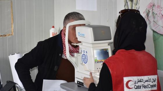 جانب من جهود القافلة الطبية