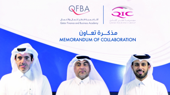 صورة على هامش توقيع مذكرة التفاهم