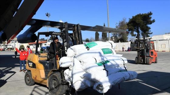 جانب من المساعدات