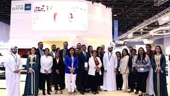 مجموعة من المشاركين في المعرض