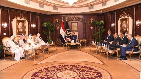 جانب من لقاء الوفد القطري بوزير الداخلية المصري
