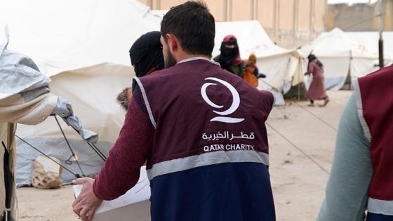 جانب من تقديم المساعدات