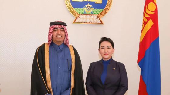 على هامش الاجتماع