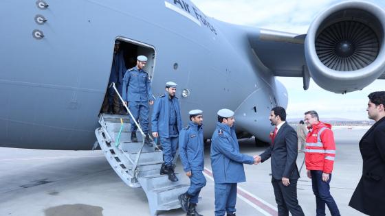 مجموعة البحث والإنقاذ لدى وصولها لتركيا