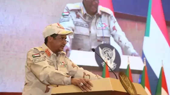 محمد حمدان دقلو نائب رئيس مجلس السيادة السوداني