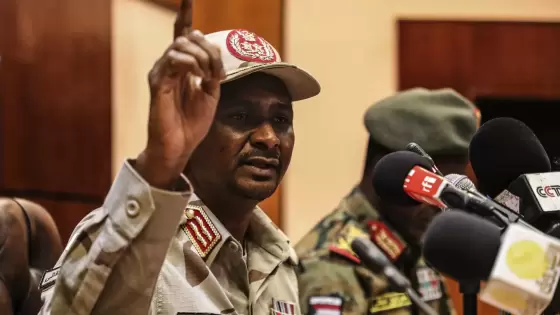 نائب رئيس مجلس السيادة محمد حمدان دقلو "حميدتي"