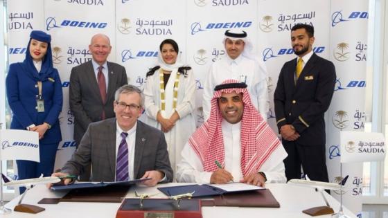 جانب من توقيع الاتفاقية