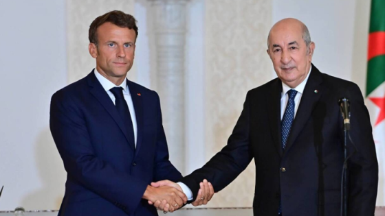 الرئيس الجزائري ونظيره الفرنسي