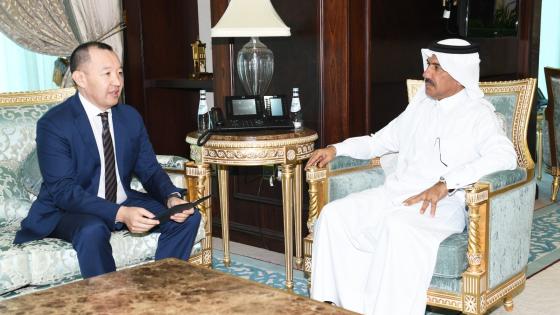 الأمين العام لوزارة الخارجية خلال تسلم الرسالة الخطية