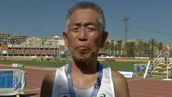 العداء الياباني هيرو تاناكا