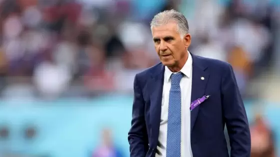 كارلوس كيروش مدرب العنابي