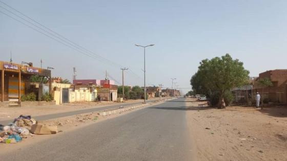 إغلاق وخلو للطرقات في الخرطوم