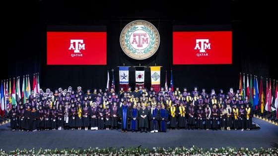 جانب من حفل التخرج