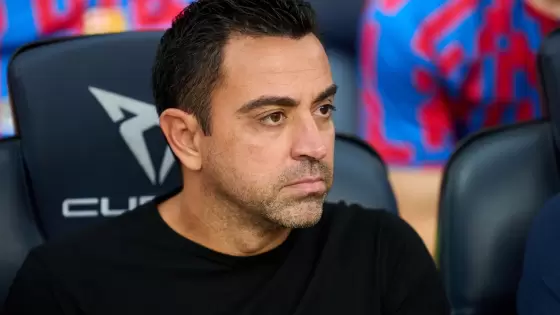 تشافي هيرنانديز مدرب برشلونة
