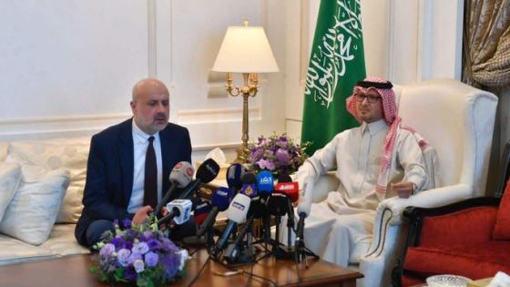 جانب من اللقاء