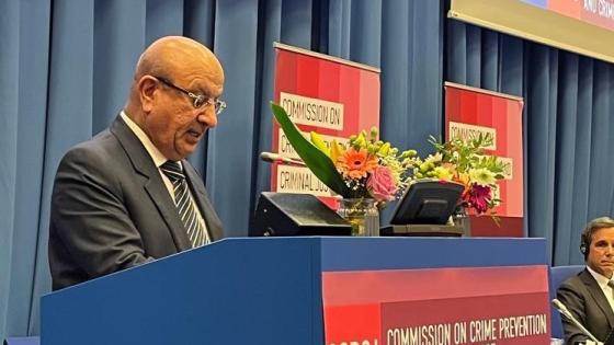 سعادة اللواء الدكتور عبدالله يوسف المال المستشار القانوني لسعادة وزير الداخلية