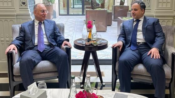 جانب من الاجتماعات