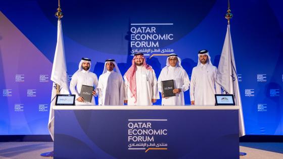 جانب من توقيع الاتفاقية