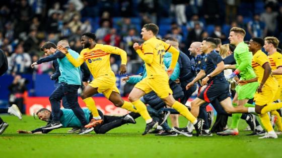 خلال خروج لاعبو برشلونة من الملعب