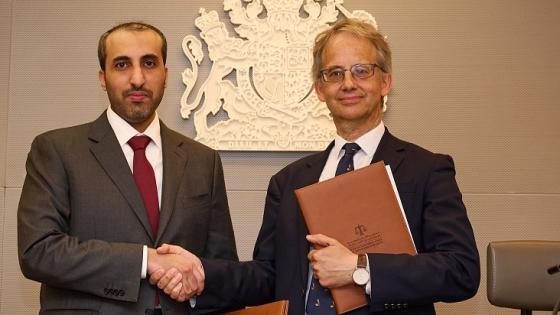 جانب من توقيع المذكرة