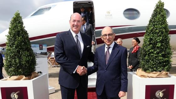 سعادة السيد أكبر الباكر الرئيس التنفيذي لمجموعة الخطوط الجوية القطرية خلال المعرض