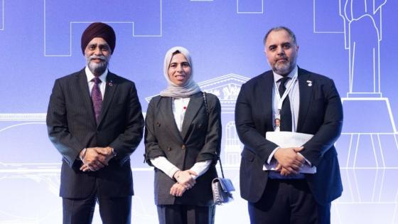 على هامش اللقاء