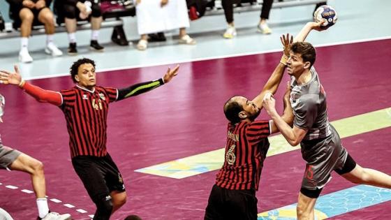 مباراة سابقة بين الدحيل والريان