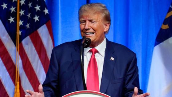 الرئيس الأمريكي السابق دونالد ترامب