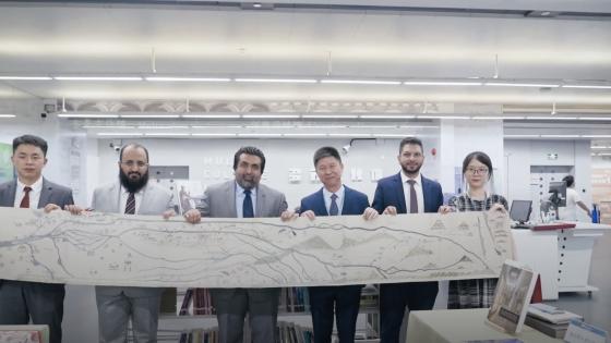 جانب من افتتاح جناح قطر في مكتبة قوانغتشو