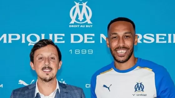مارسيليا يعلن ضم الجابوني أوباميانج
