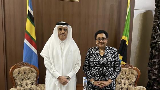 على هامش الاجتماع