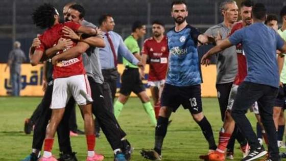 جانب من المشاجرة عقب مباراة الأهلي وبيراميدز