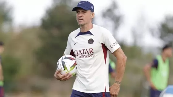 لويس إنريكي مدرب باريس سان جيرمان