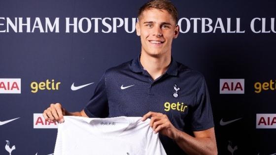 الهولندي ميكي فان دي فين